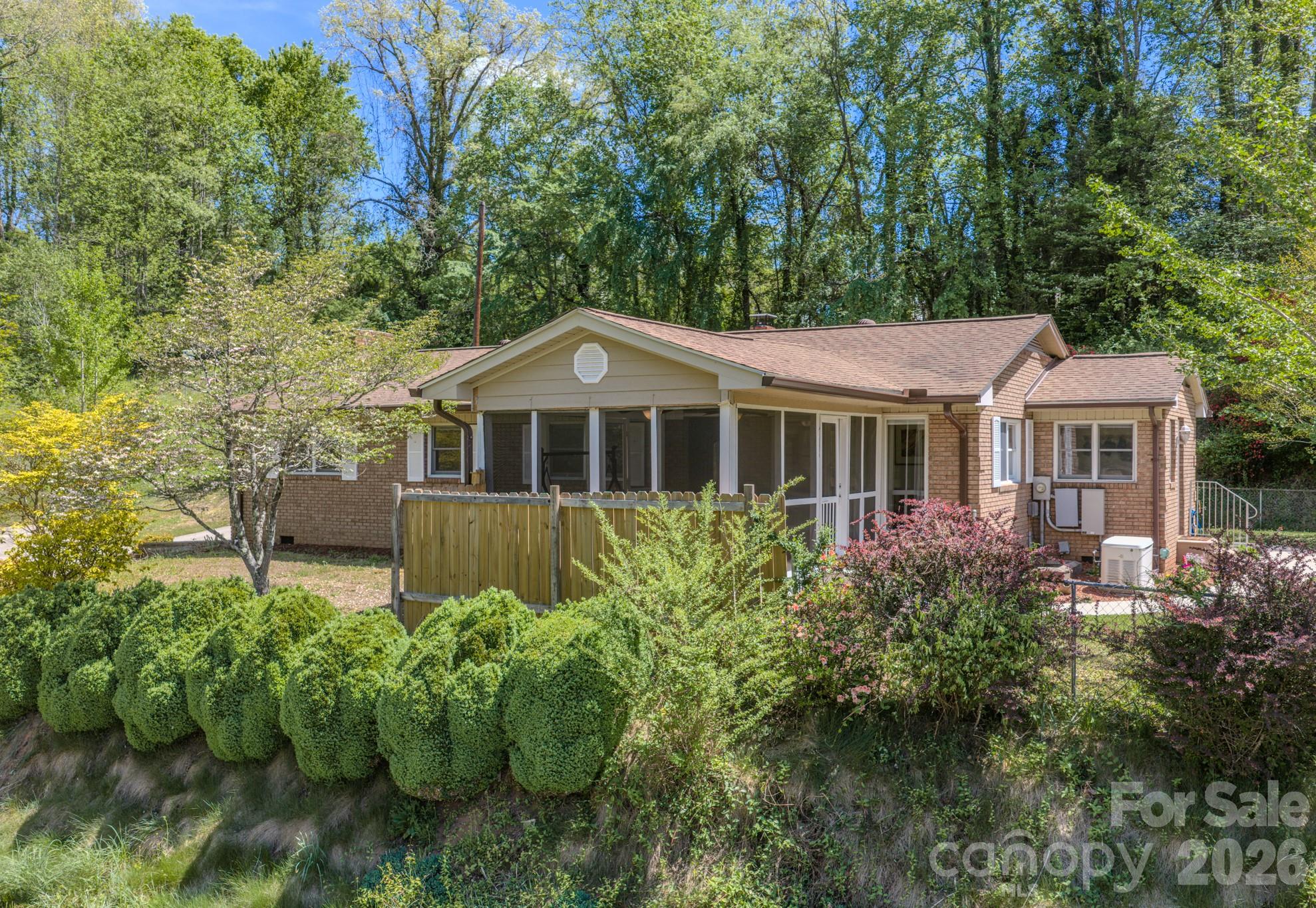 176 Sunny Street Marion NC 28752
