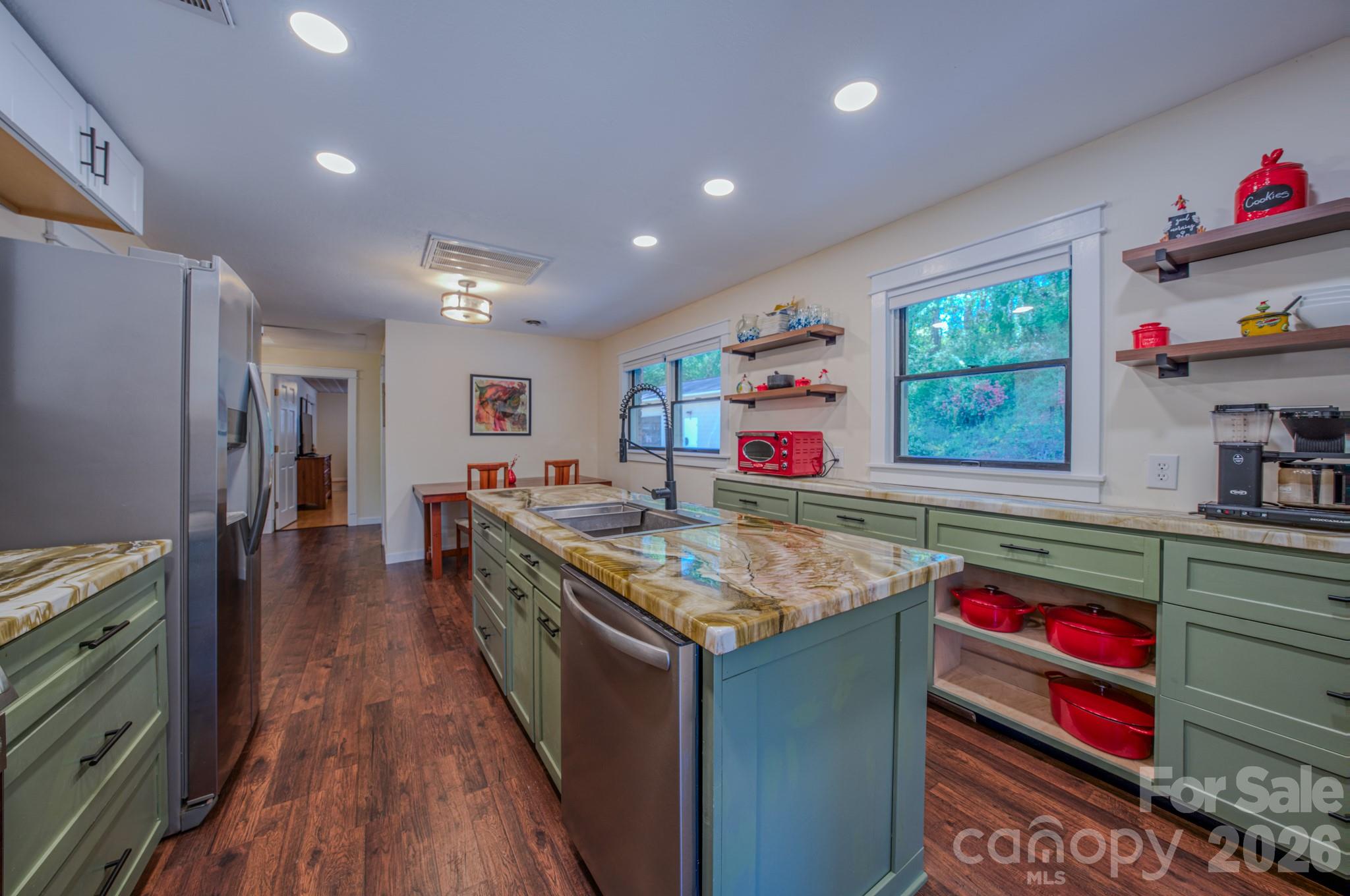 176 Sunny Street Marion NC 28752