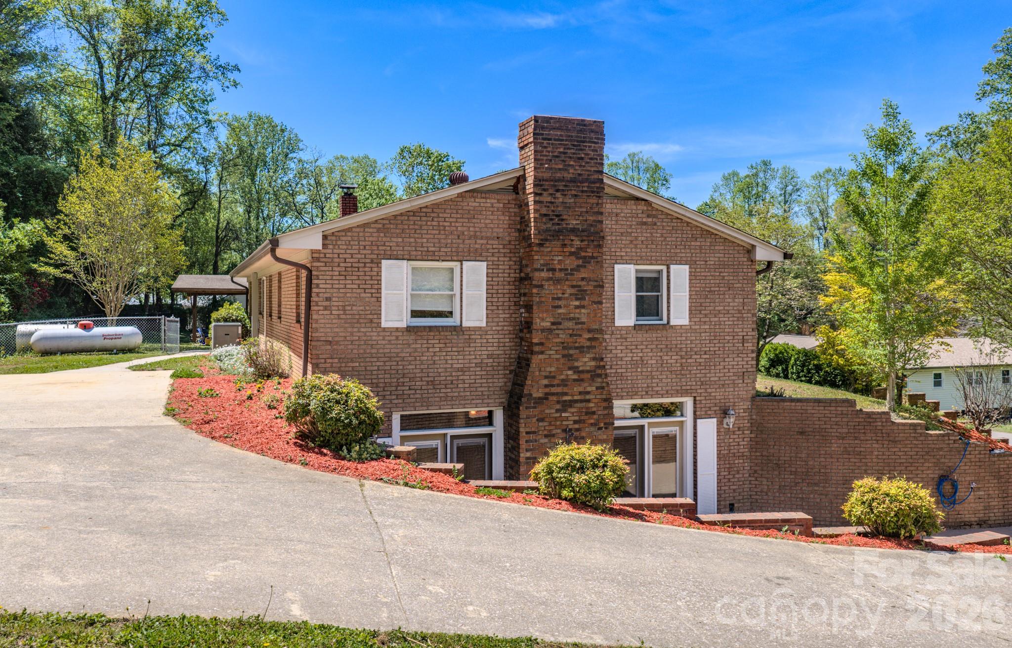 176 Sunny Street Marion NC 28752