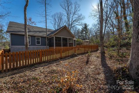 17 Laurel Lane Black Mountain NC 28711
