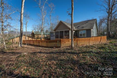 17 Laurel Lane Black Mountain NC 28711