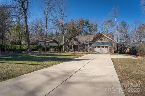 17 Laurel Lane Black Mountain NC 28711