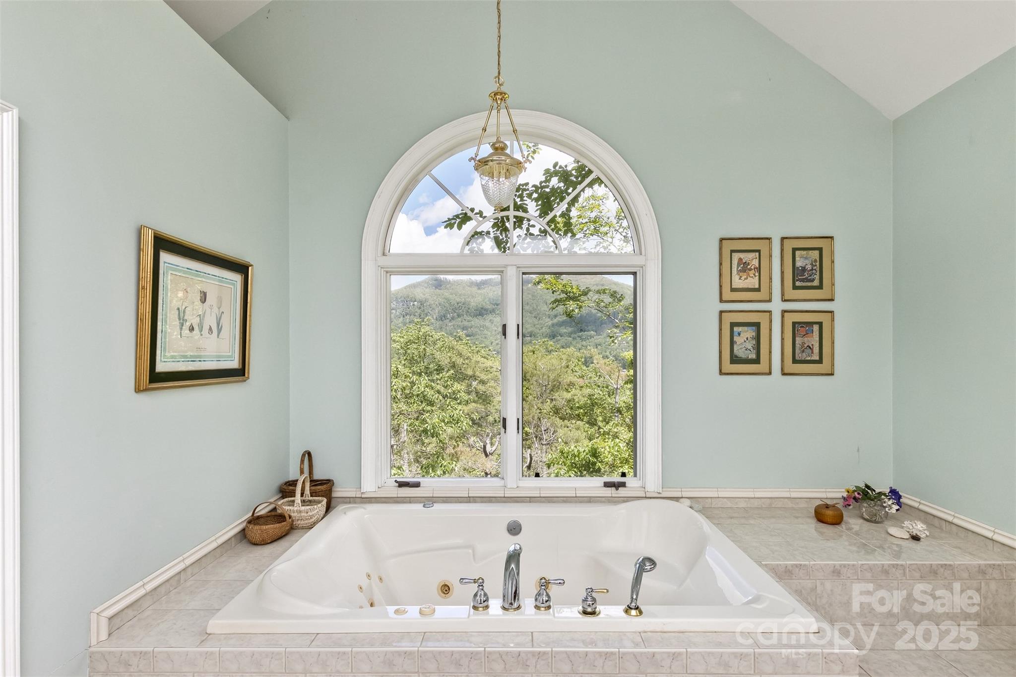 25 Windsong Drive Fairview NC 28730