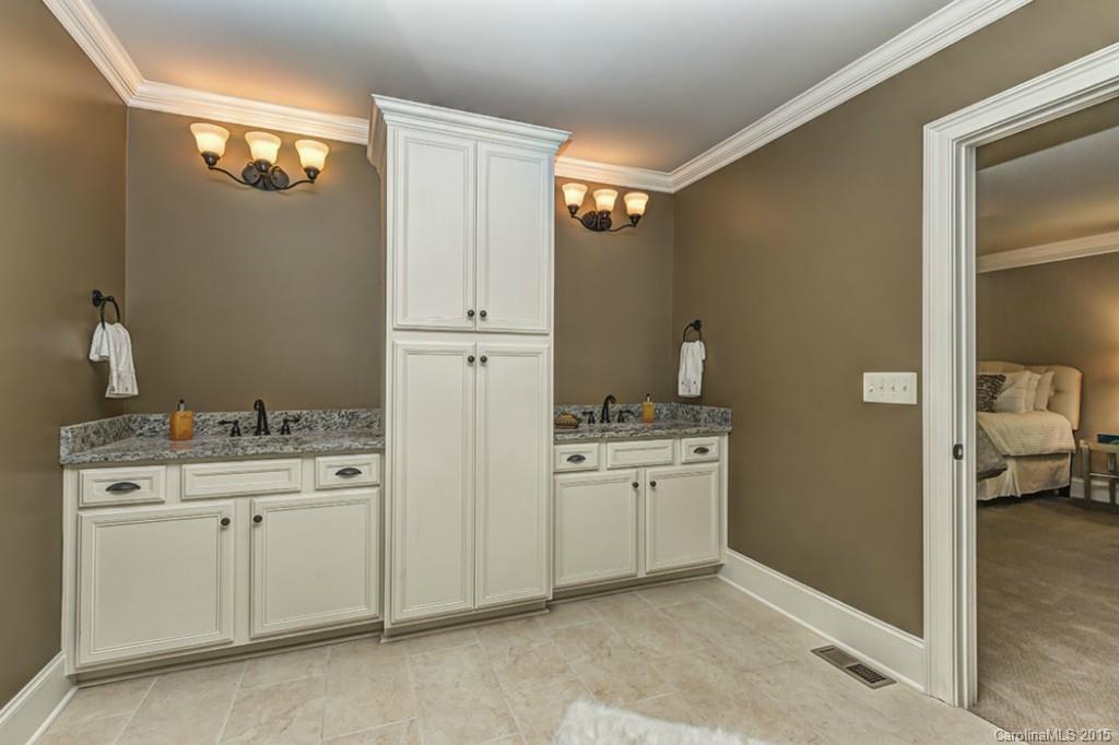 3930 Stoney Ridge Trail Charlotte NC 28210