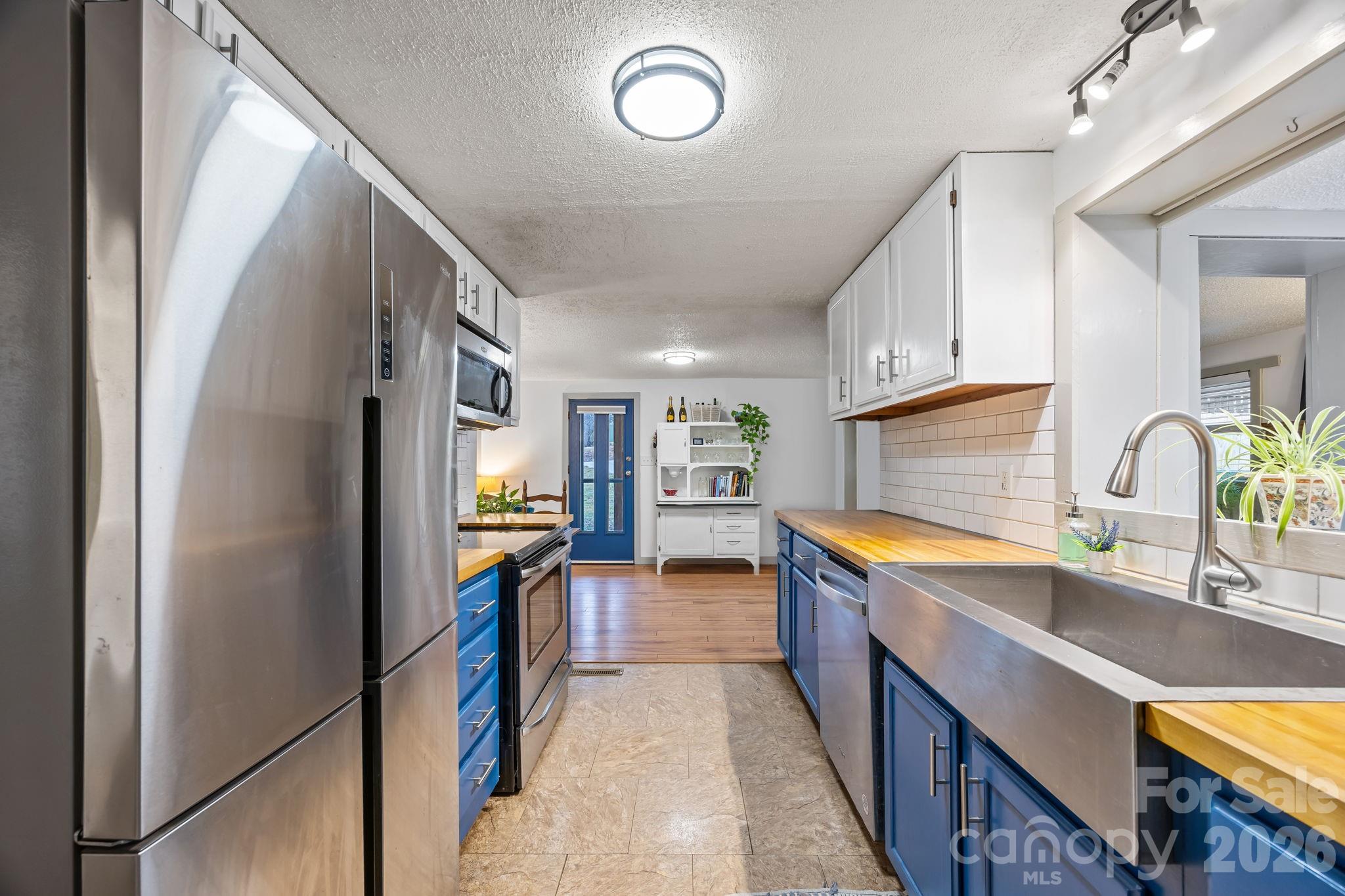 79 Bellevue Road Asheville NC 28803