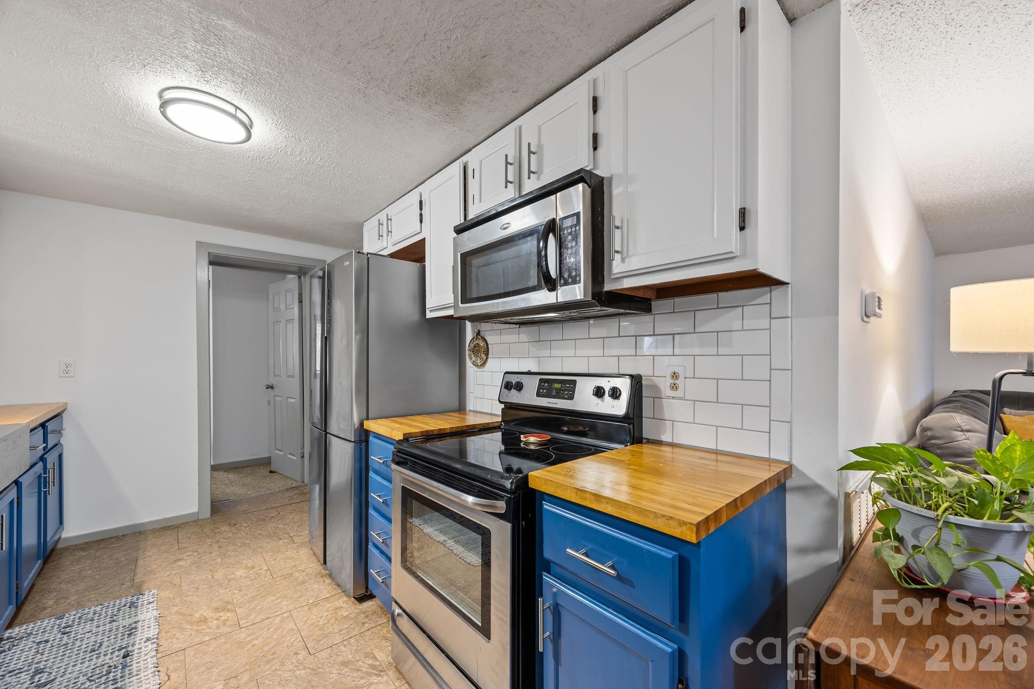 79 Bellevue Road Asheville NC 28803