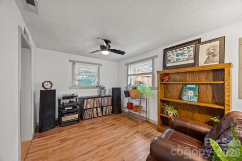 79 Bellevue Road Asheville NC 28803