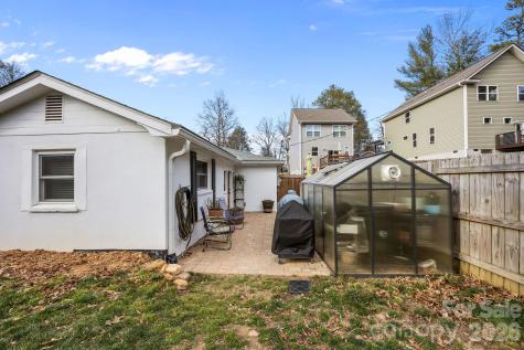 79 Bellevue Road Asheville NC 28803