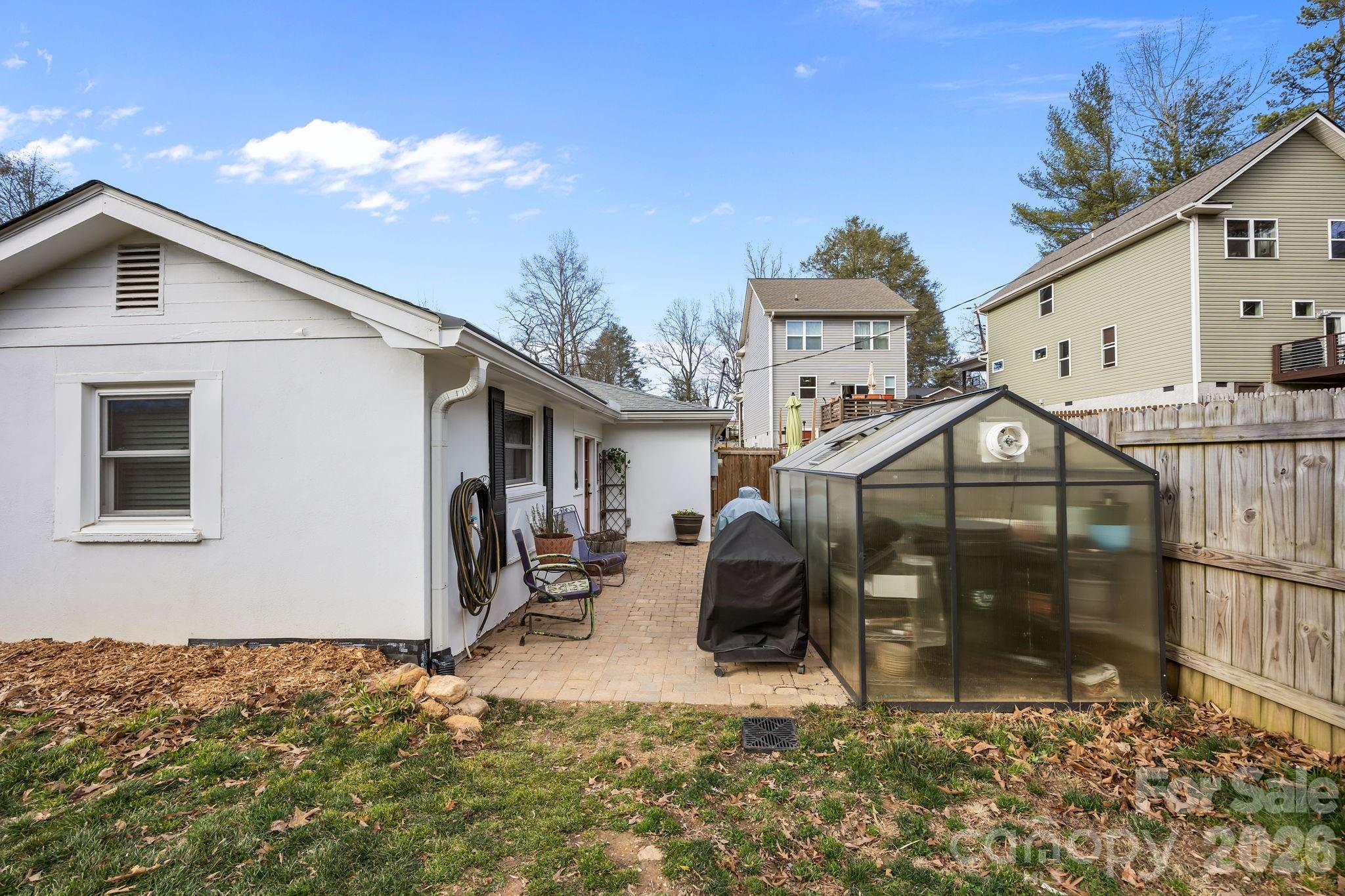 79 Bellevue Road Asheville NC 28803