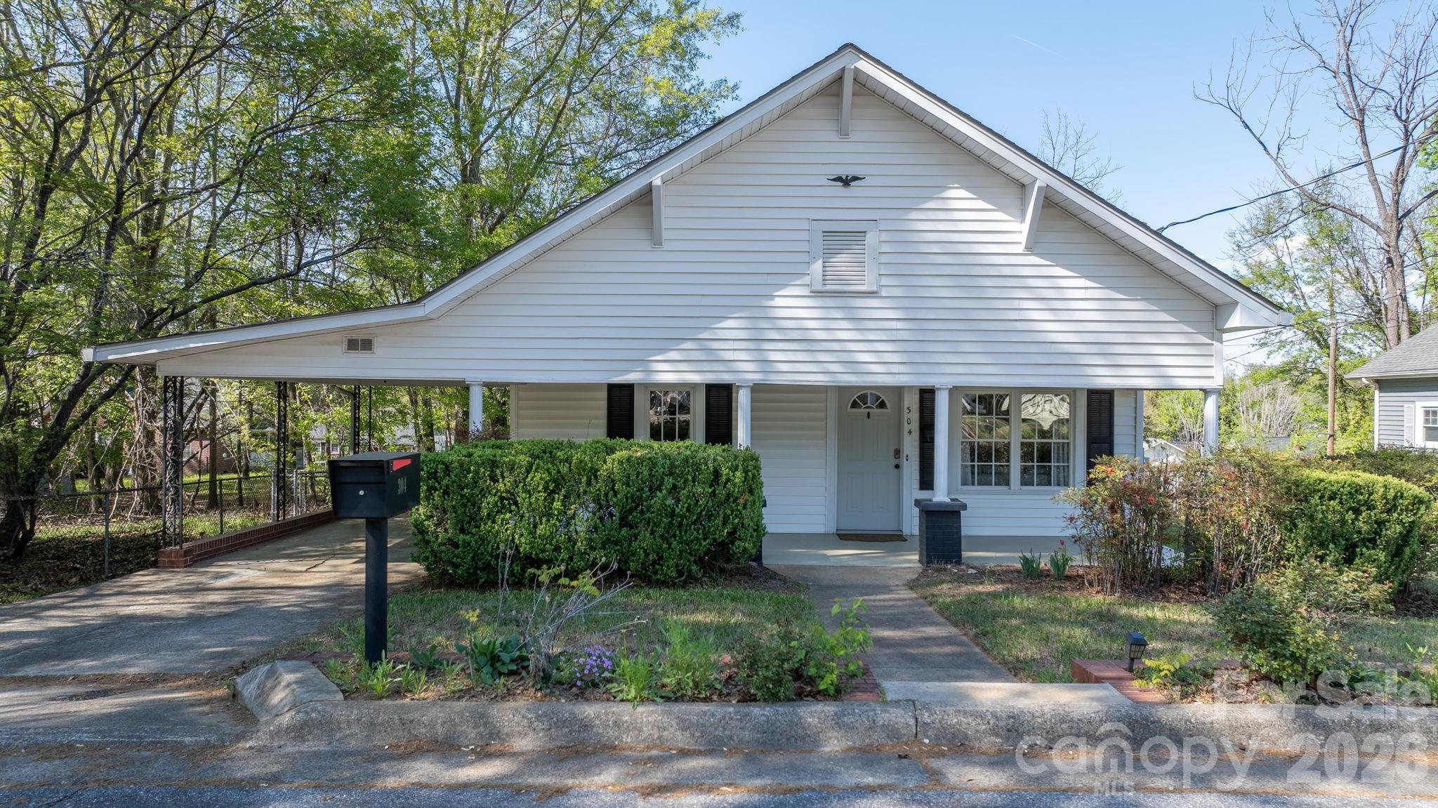 304 Garrou Avenue SE Valdese NC 28690