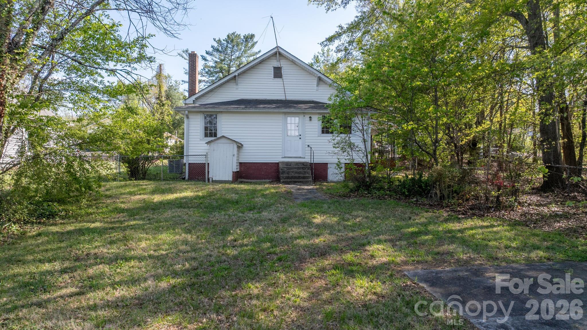 304 Garrou Avenue SE Valdese NC 28690