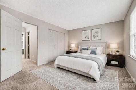 4033 Briarhill Drive Charlotte NC 28215