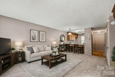 4033 Briarhill Drive Charlotte NC 28215