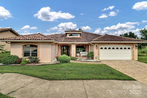 44 Pacifico Drive Asheville NC 28806
