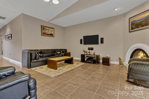 44 Pacifico Drive Asheville NC 28806