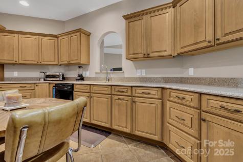 44 Pacifico Drive Asheville NC 28806