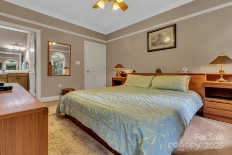 44 Pacifico Drive Asheville NC 28806