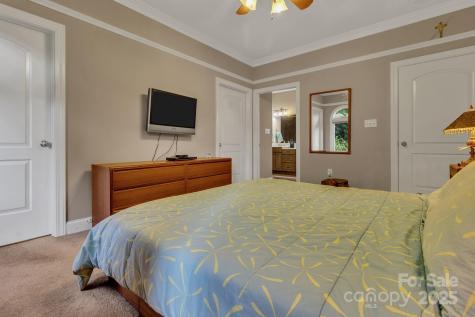44 Pacifico Drive Asheville NC 28806