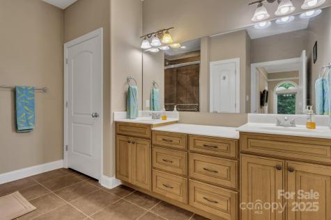 44 Pacifico Drive Asheville NC 28806