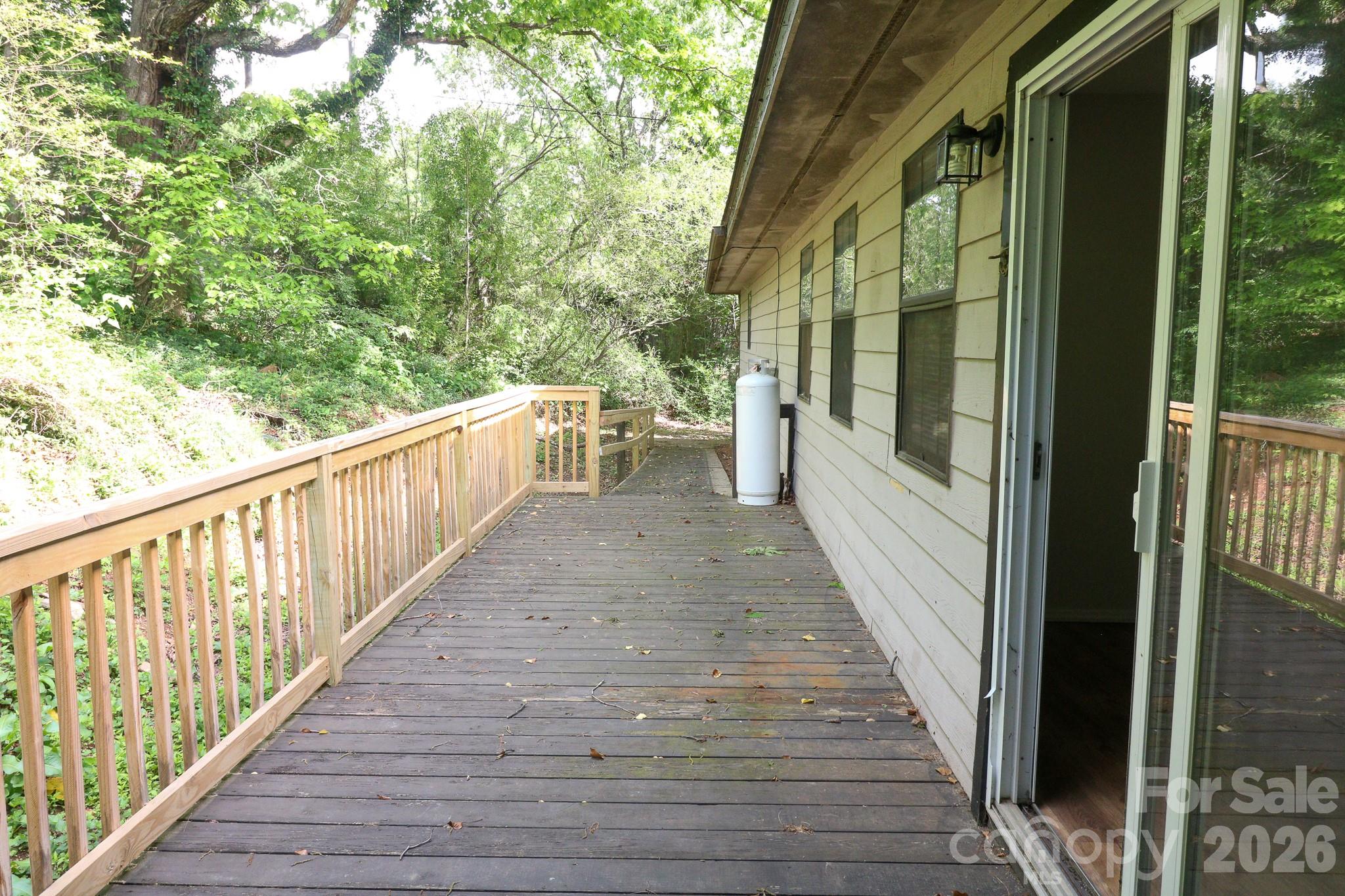 131 Upper Grassy Branch Road Asheville NC 28805