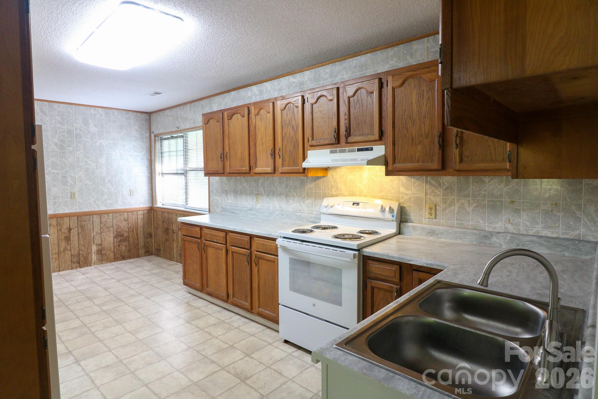 131 Upper Grassy Branch Road Asheville NC 28805