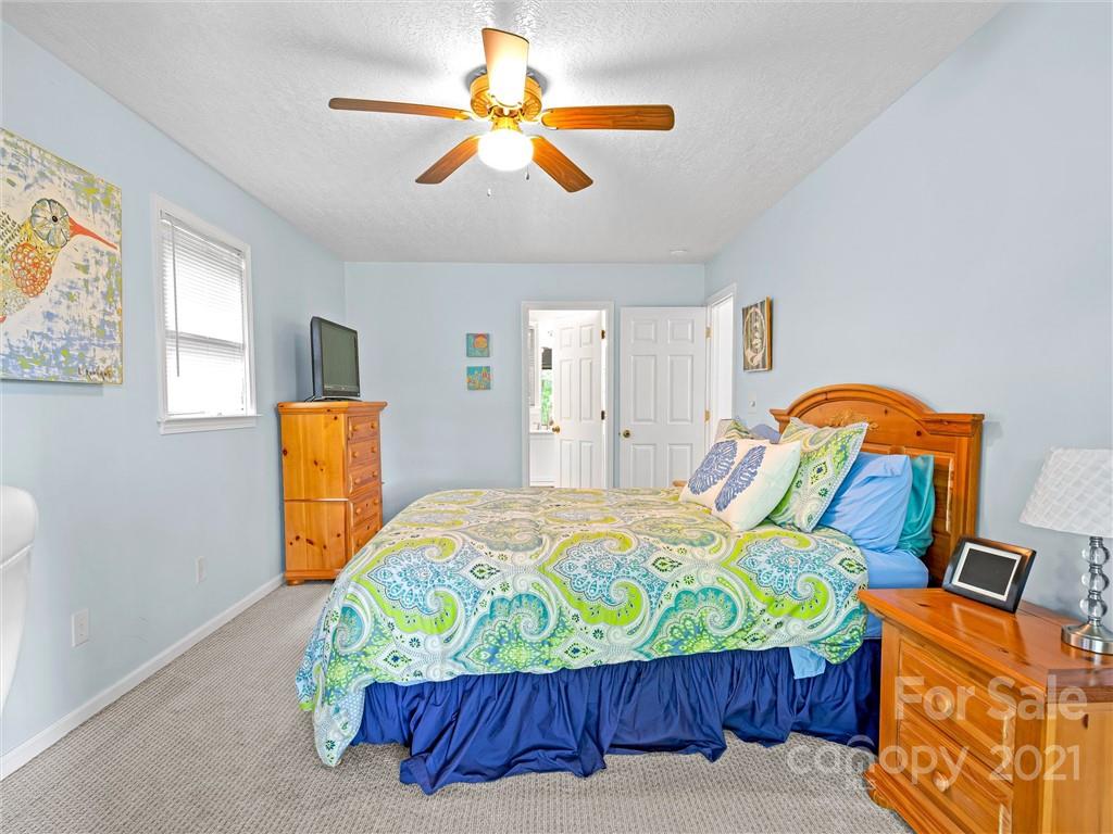 427 Hidden Creek Lane Burnsville NC 28714