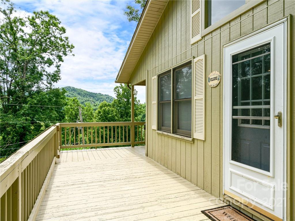 427 Hidden Creek Lane Burnsville NC 28714