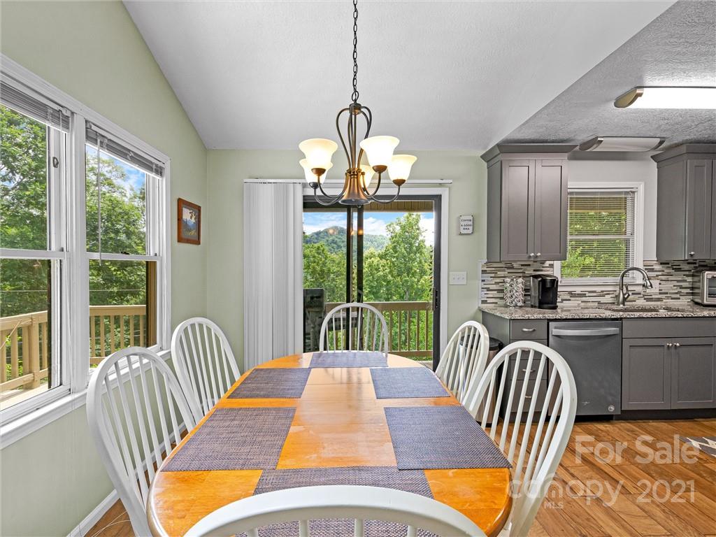 427 Hidden Creek Lane Burnsville NC 28714