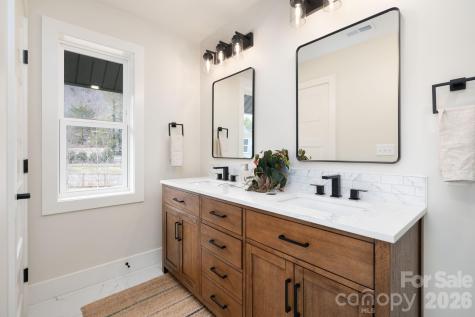 207 Ferrell Lane Black Mountain NC 28711