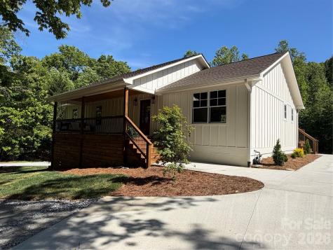 316 Big Raven Lane Saluda NC 28773