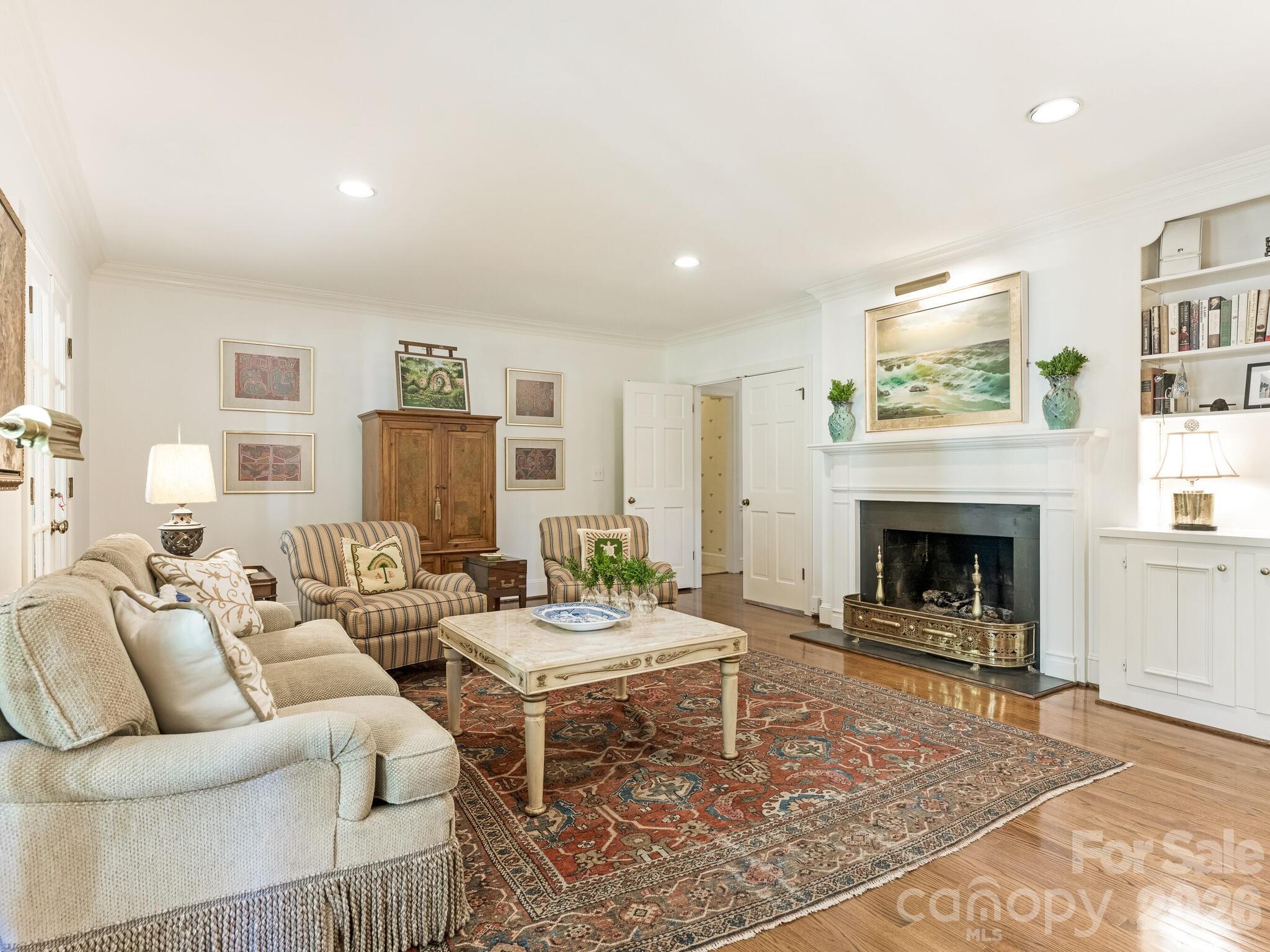 2424 Richardson Drive Charlotte NC 28211