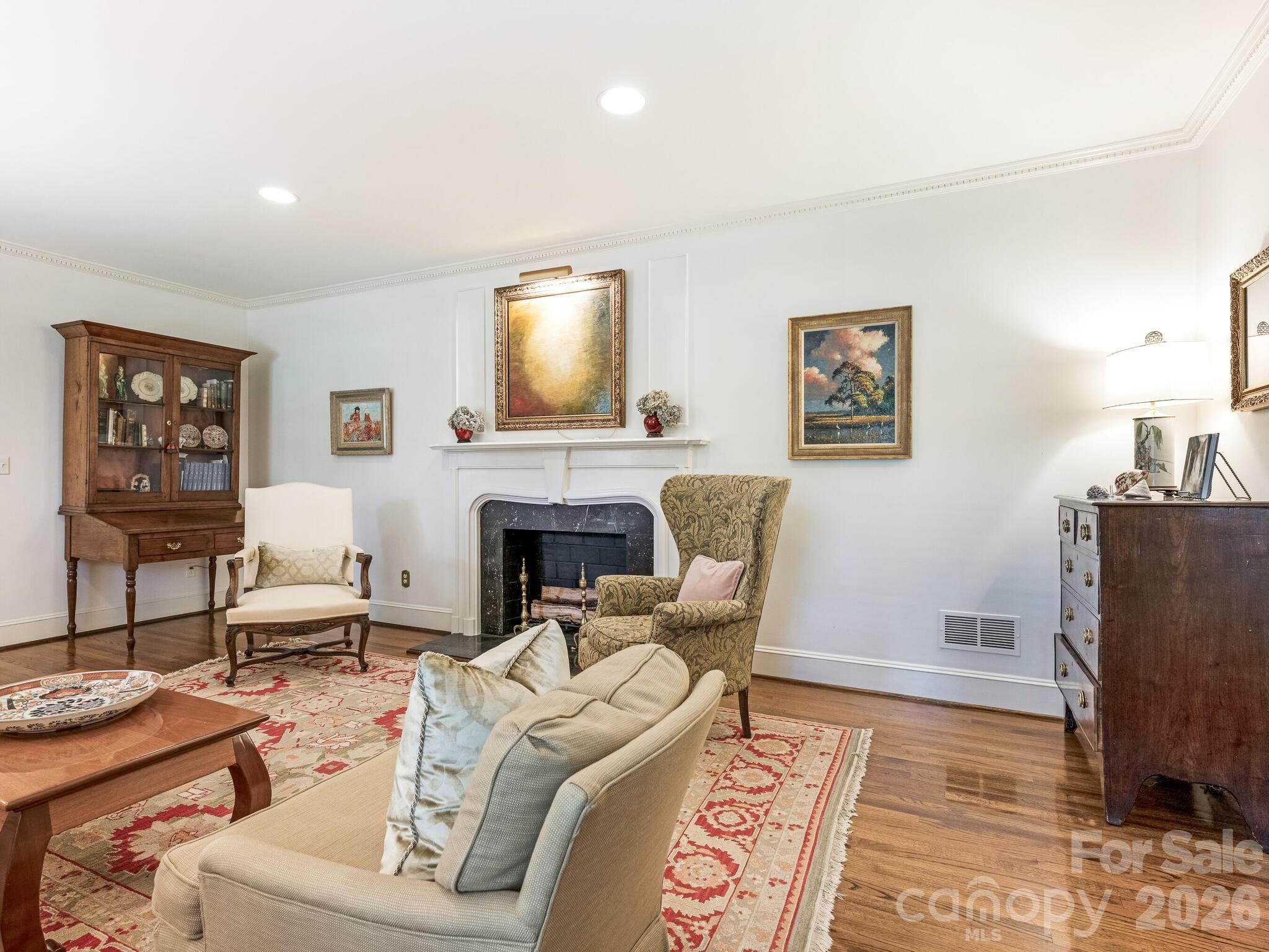 2424 Richardson Drive Charlotte NC 28211