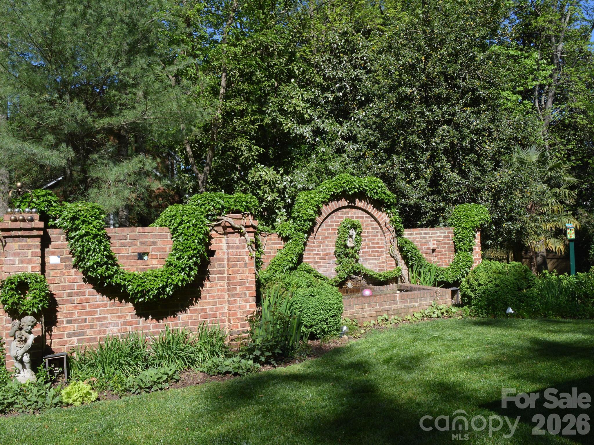 2424 Richardson Drive Charlotte NC 28211