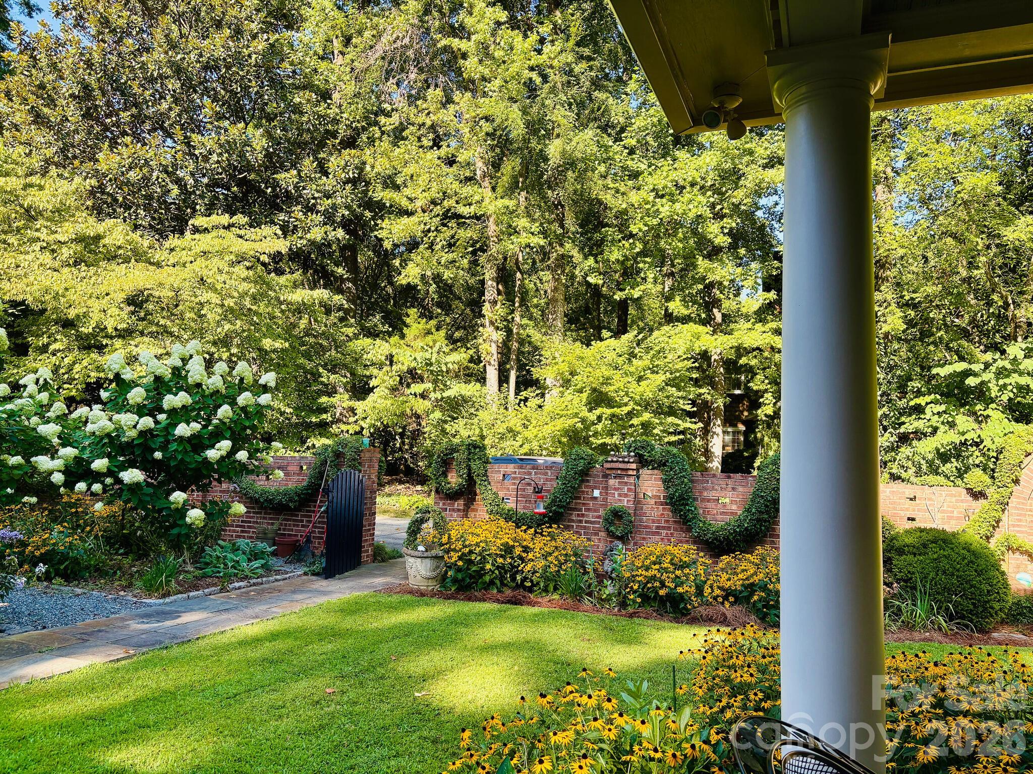 2424 Richardson Drive Charlotte NC 28211