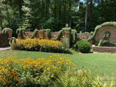 2424 Richardson Drive Charlotte NC 28211