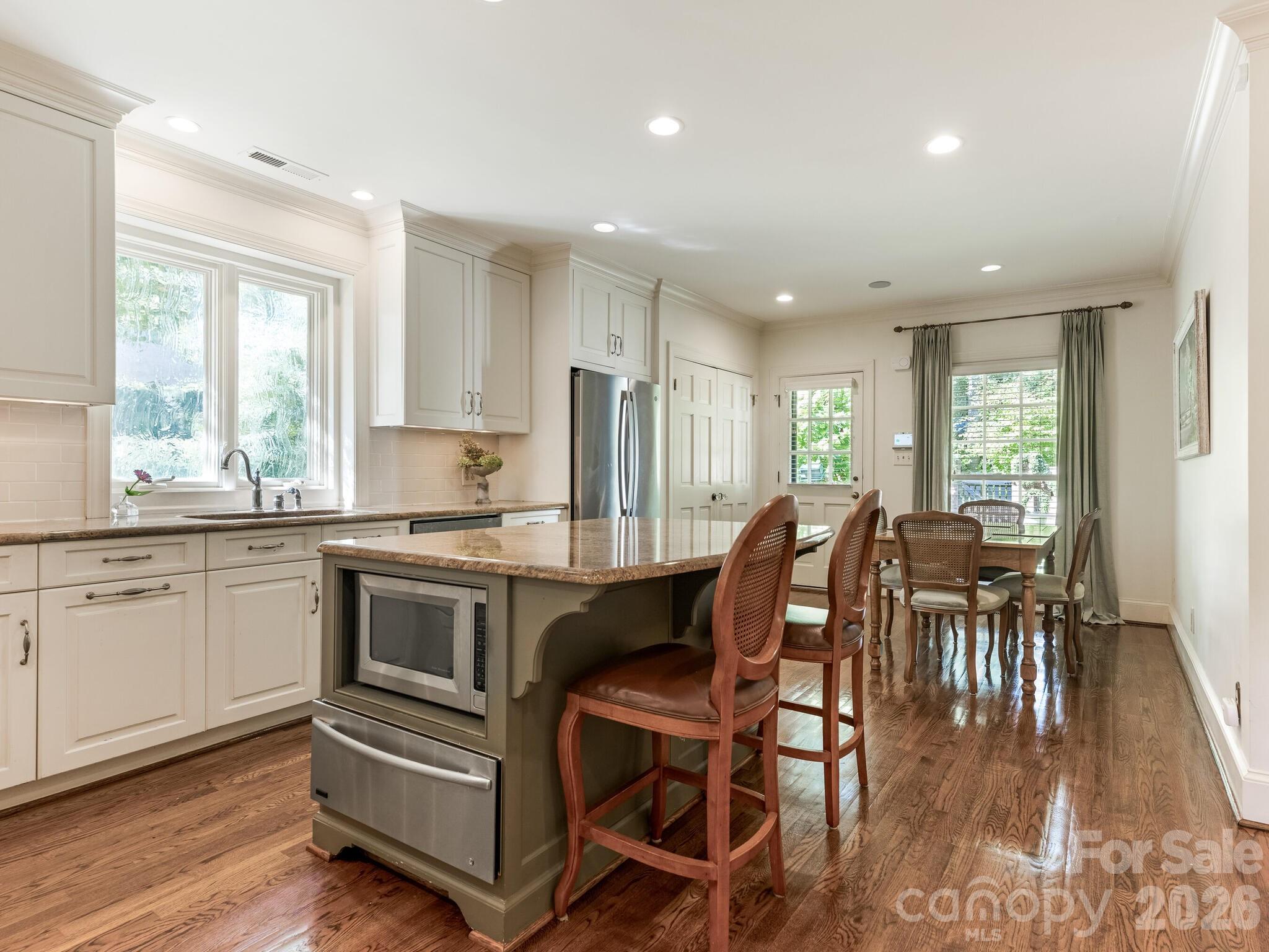 2424 Richardson Drive Charlotte NC 28211