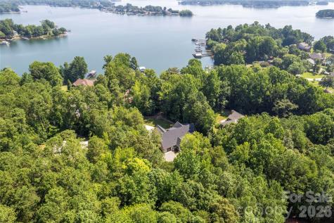 2866 Backwoods Trail Denver NC 28037