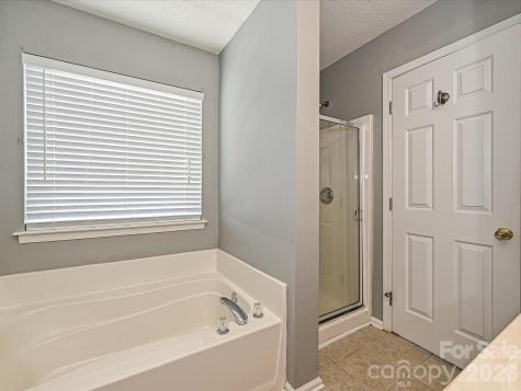 8627 Meadowmont View Drive Charlotte NC 28269