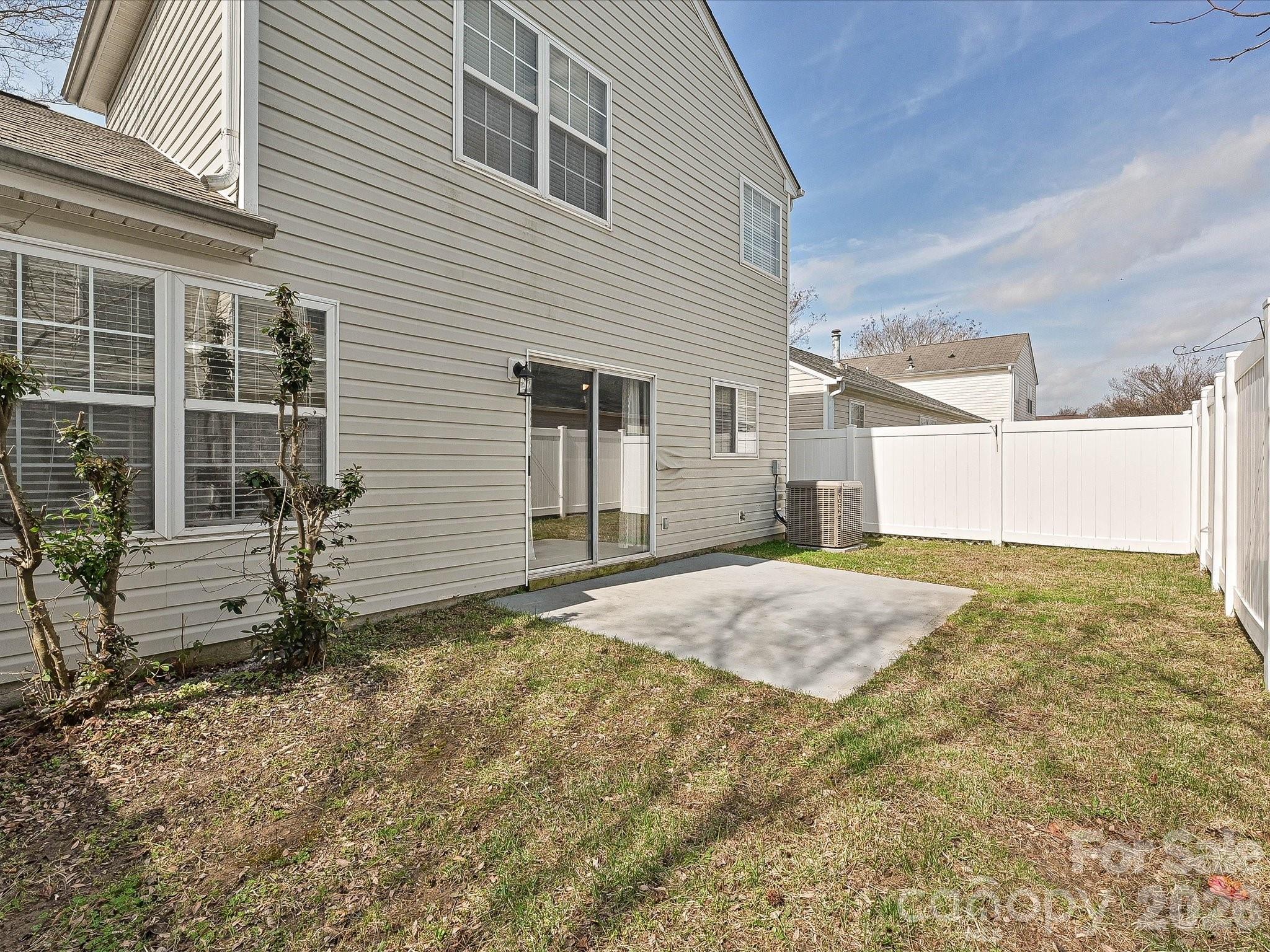 8627 Meadowmont View Drive Charlotte NC 28269