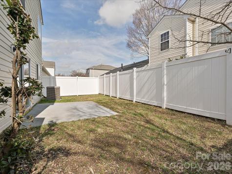 8627 Meadowmont View Drive Charlotte NC 28269