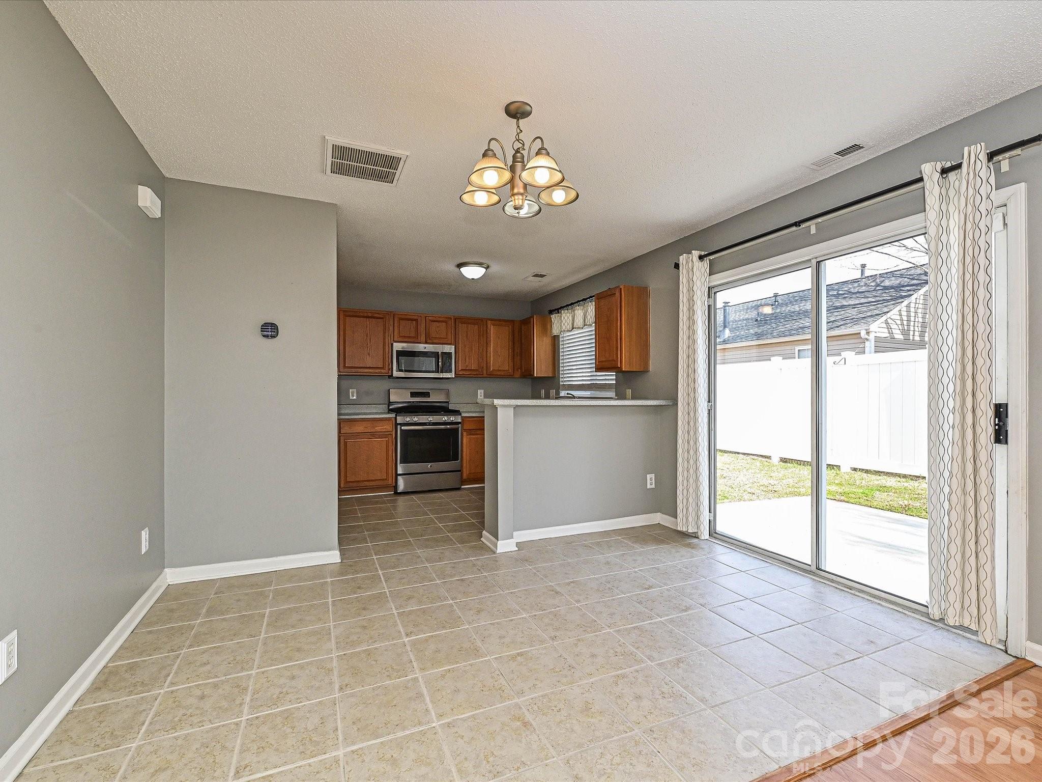 8627 Meadowmont View Drive Charlotte NC 28269