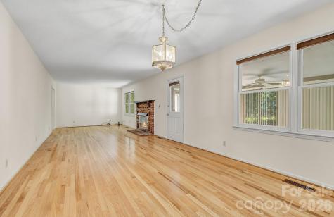 106 Muirfield Court Hendersonville NC 28791