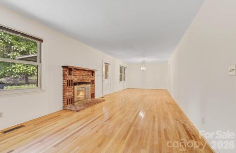 106 Muirfield Court Hendersonville NC 28791