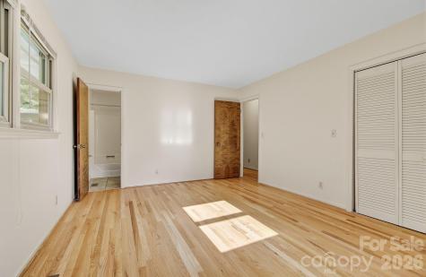 106 Muirfield Court Hendersonville NC 28791