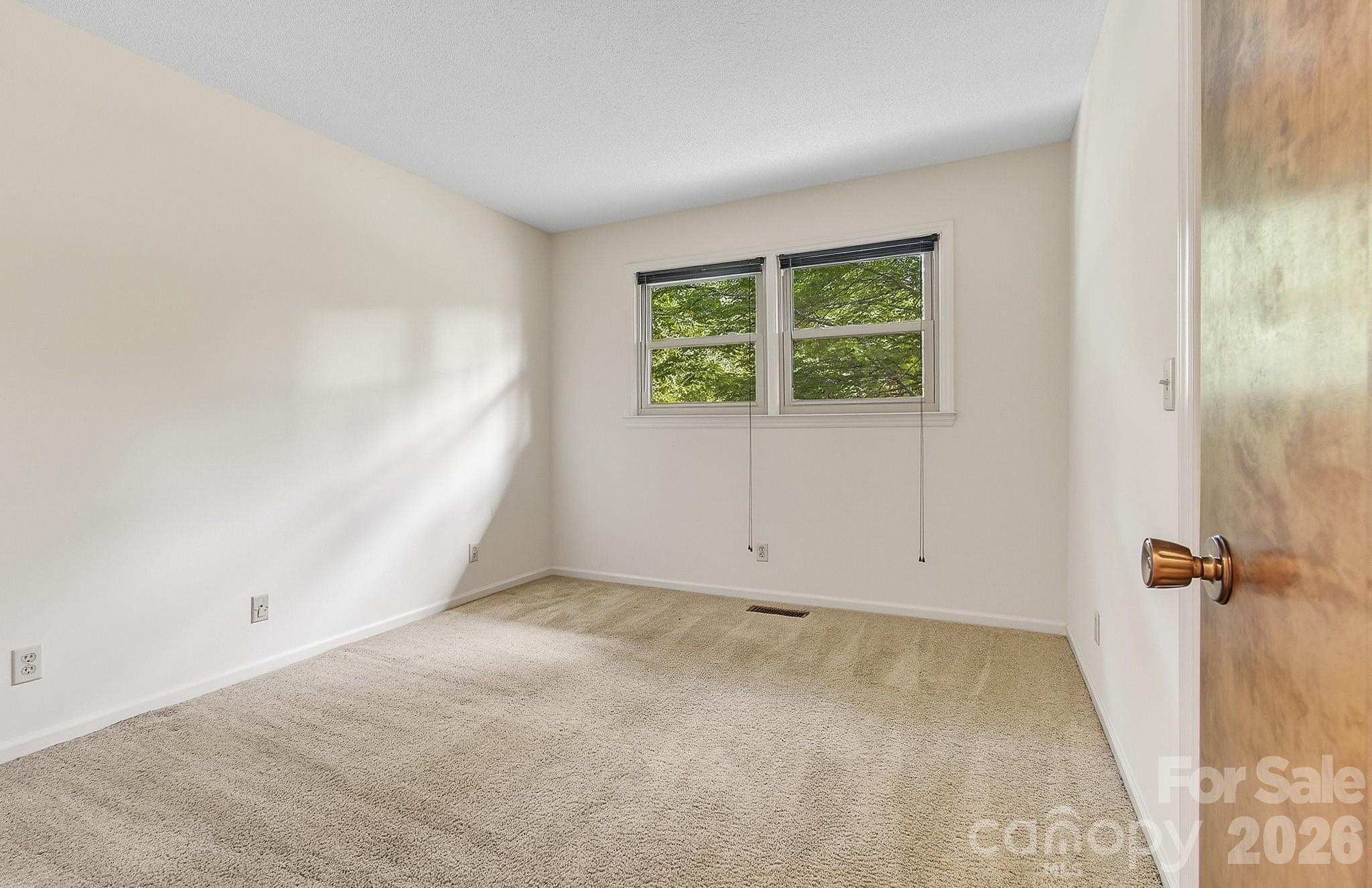 106 Muirfield Court Hendersonville NC 28791