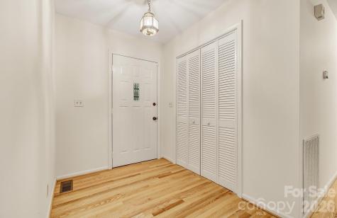 106 Muirfield Court Hendersonville NC 28791