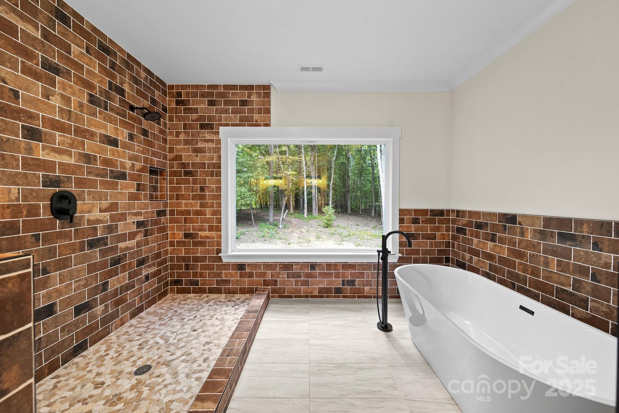 4460 R L Lane Midland NC 28107