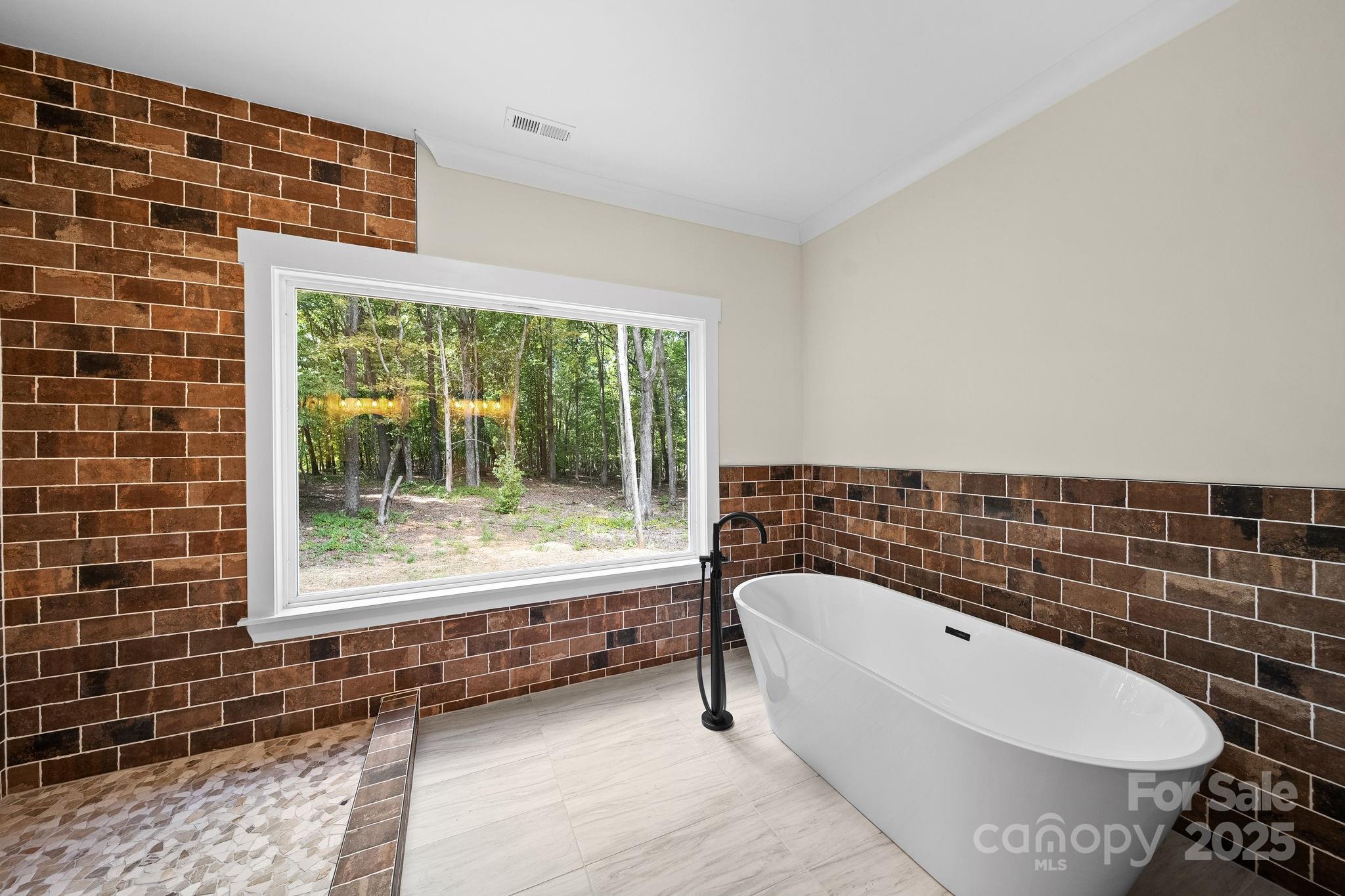 4460 R L Lane Midland NC 28107