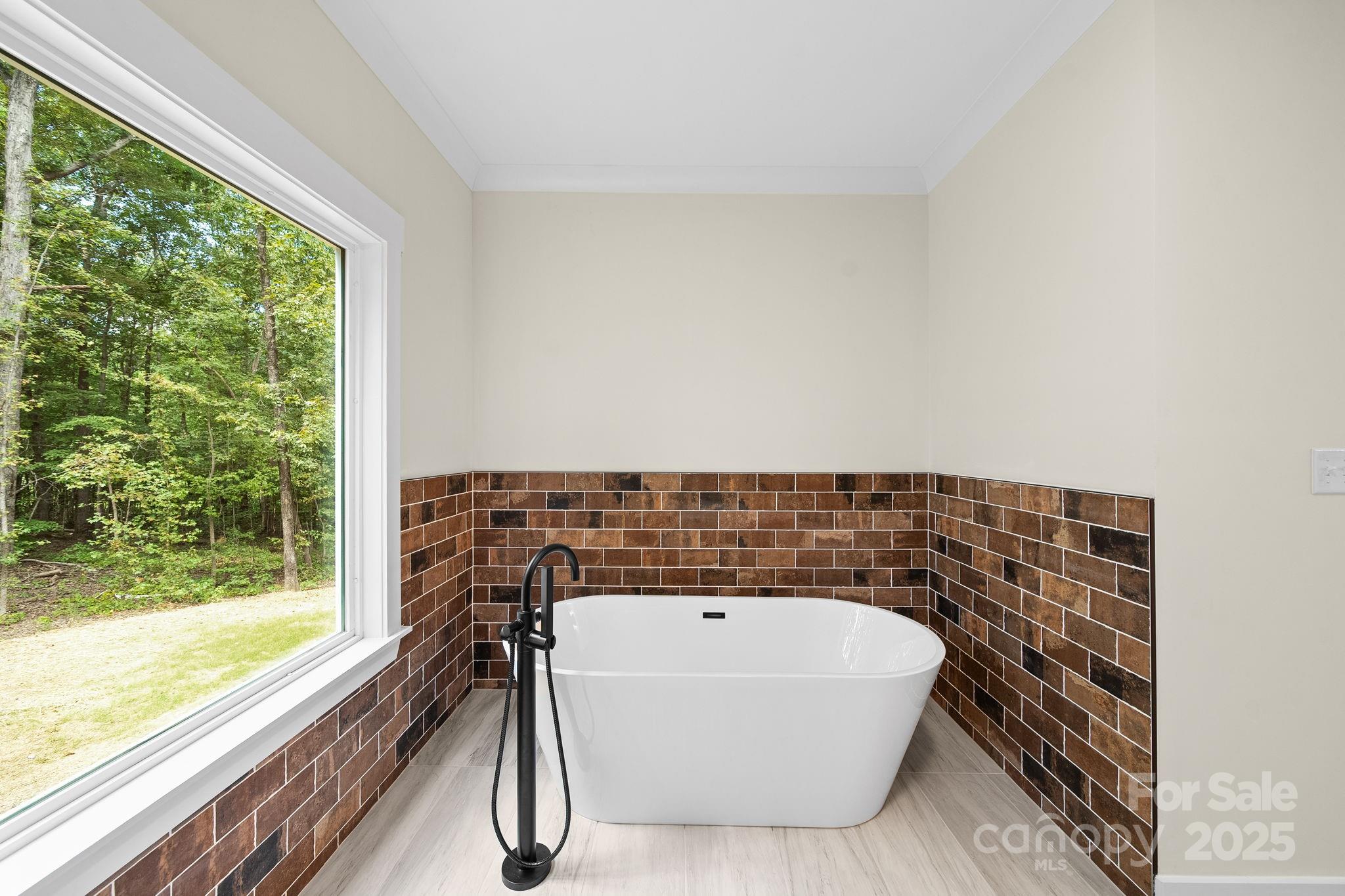4460 R L Lane Midland NC 28107