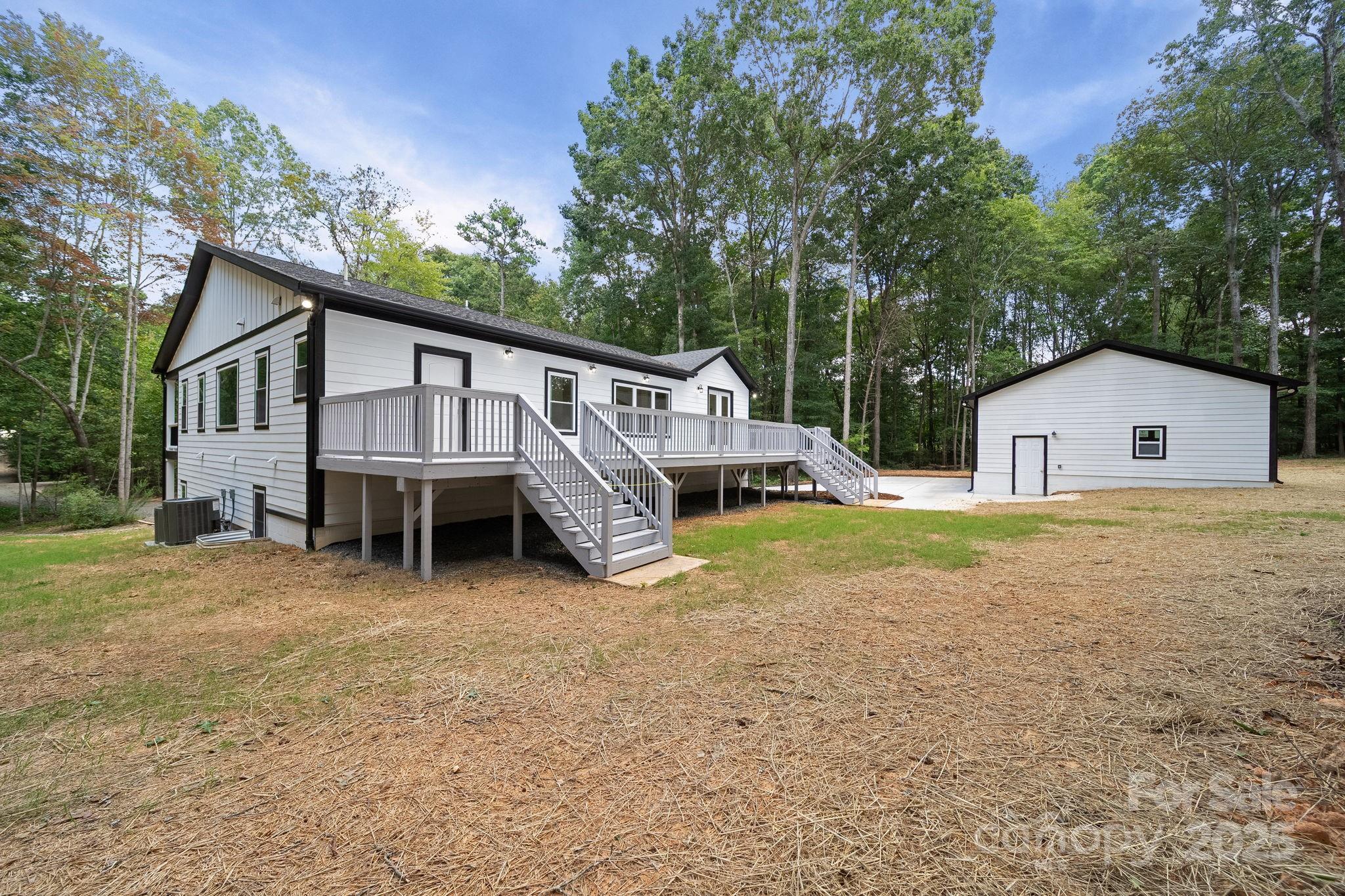 4460 R L Lane Midland NC 28107